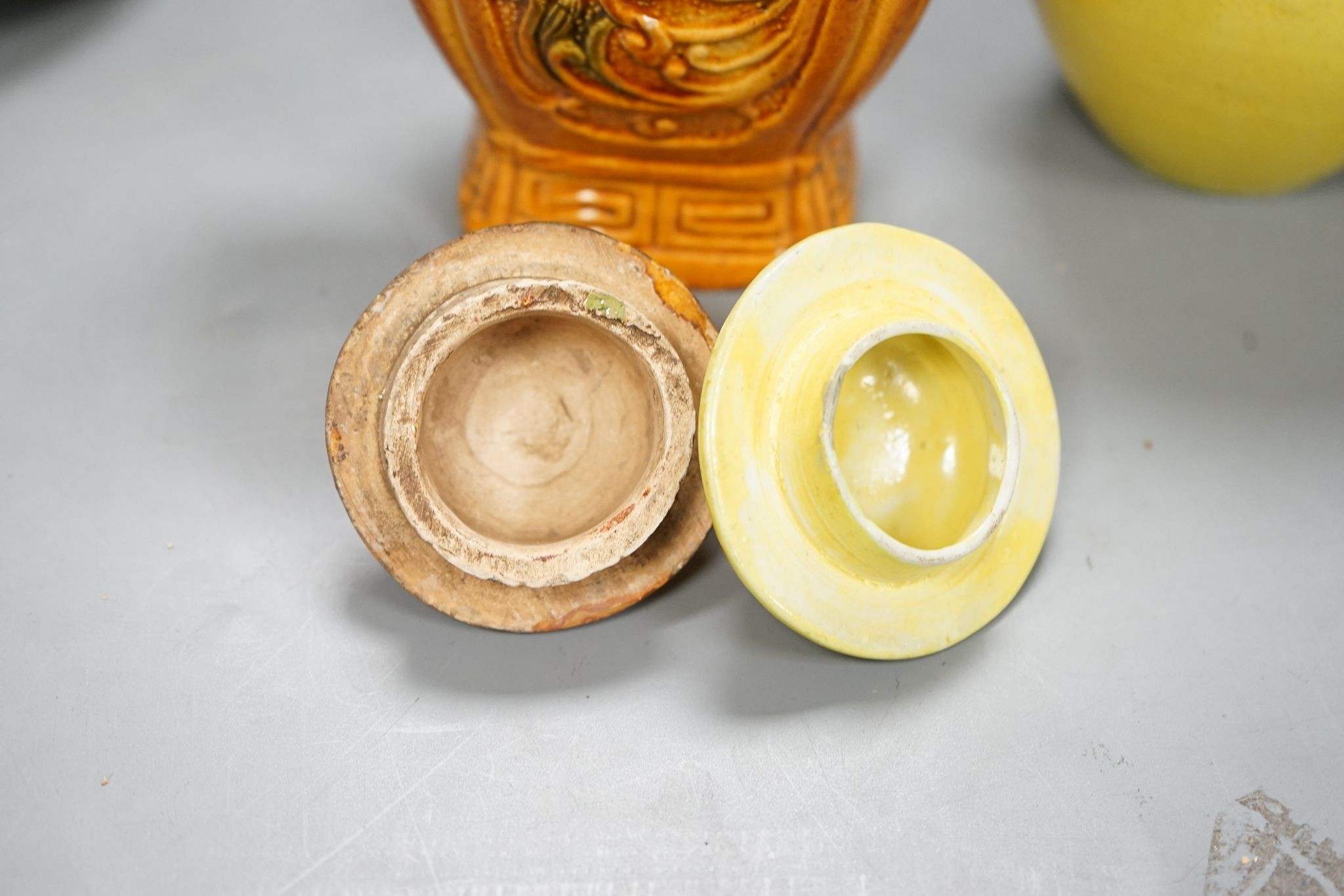 A Chinese enamelled yellow-ground jar and cover, a pottery teapot and cover and a flambe vase, latter 13cm